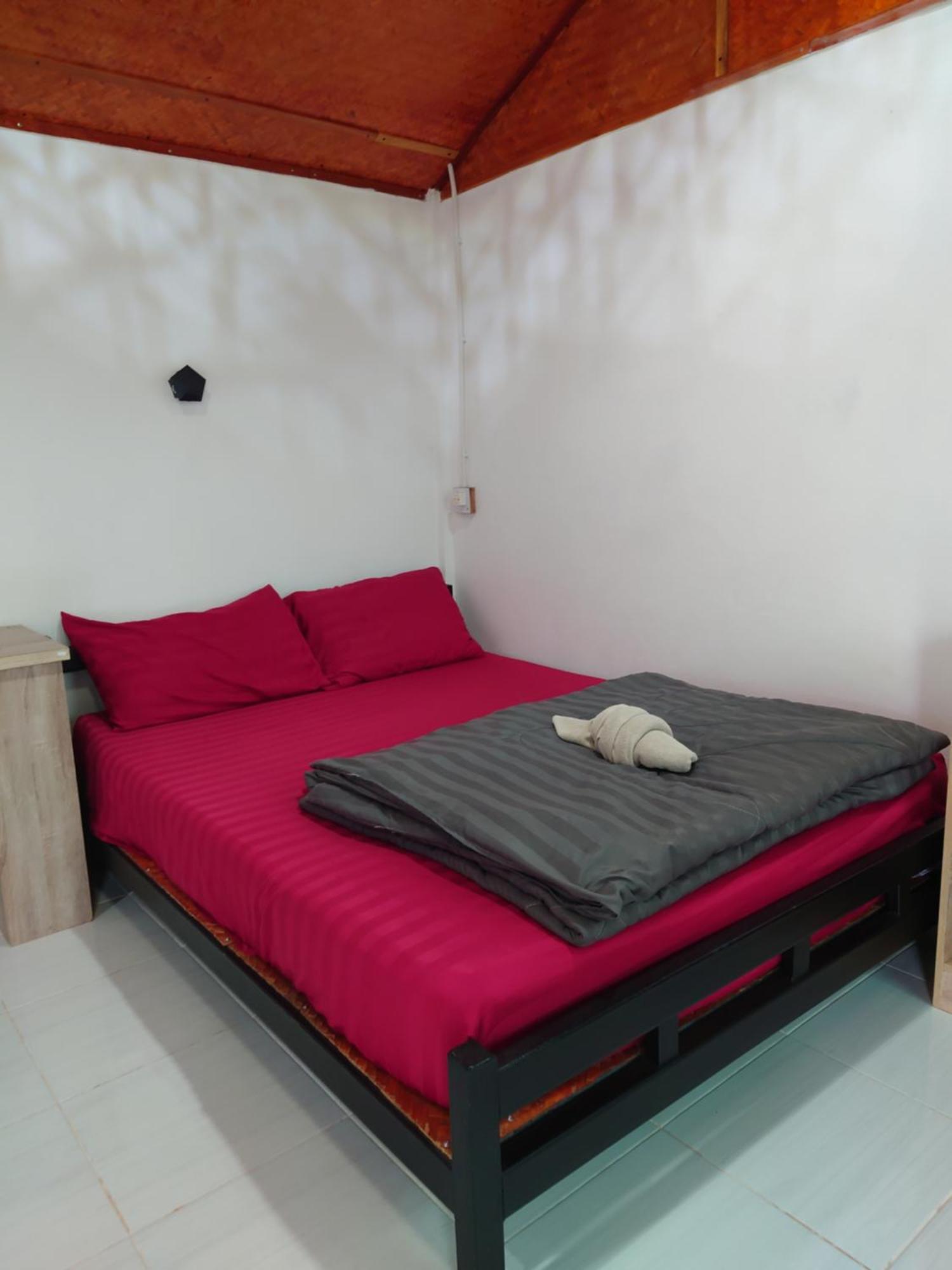 บ้านดินโฮมสเตย์ ปางอุ๋ง Ban Huai Makhuea Som Room photo