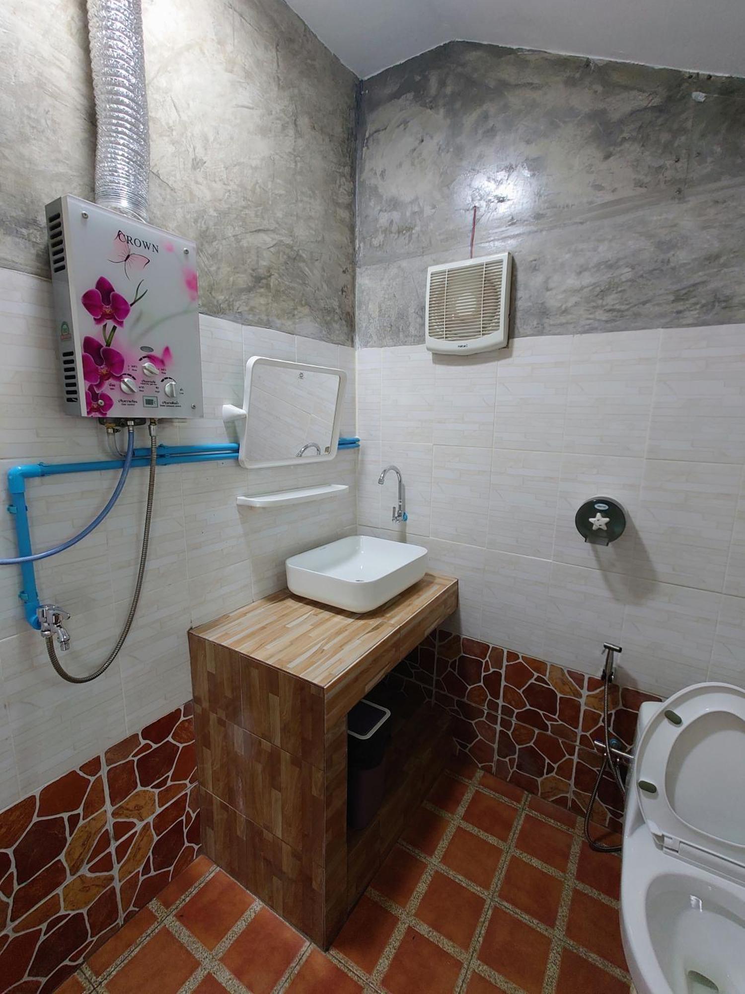 บ้านดินโฮมสเตย์ ปางอุ๋ง Ban Huai Makhuea Som Room photo